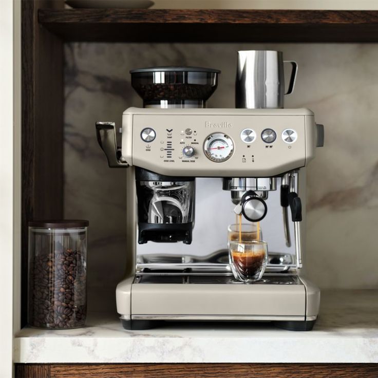 6 Best Espresso Machines for Home Baristas That Will Change Your Coffee Game Forever!